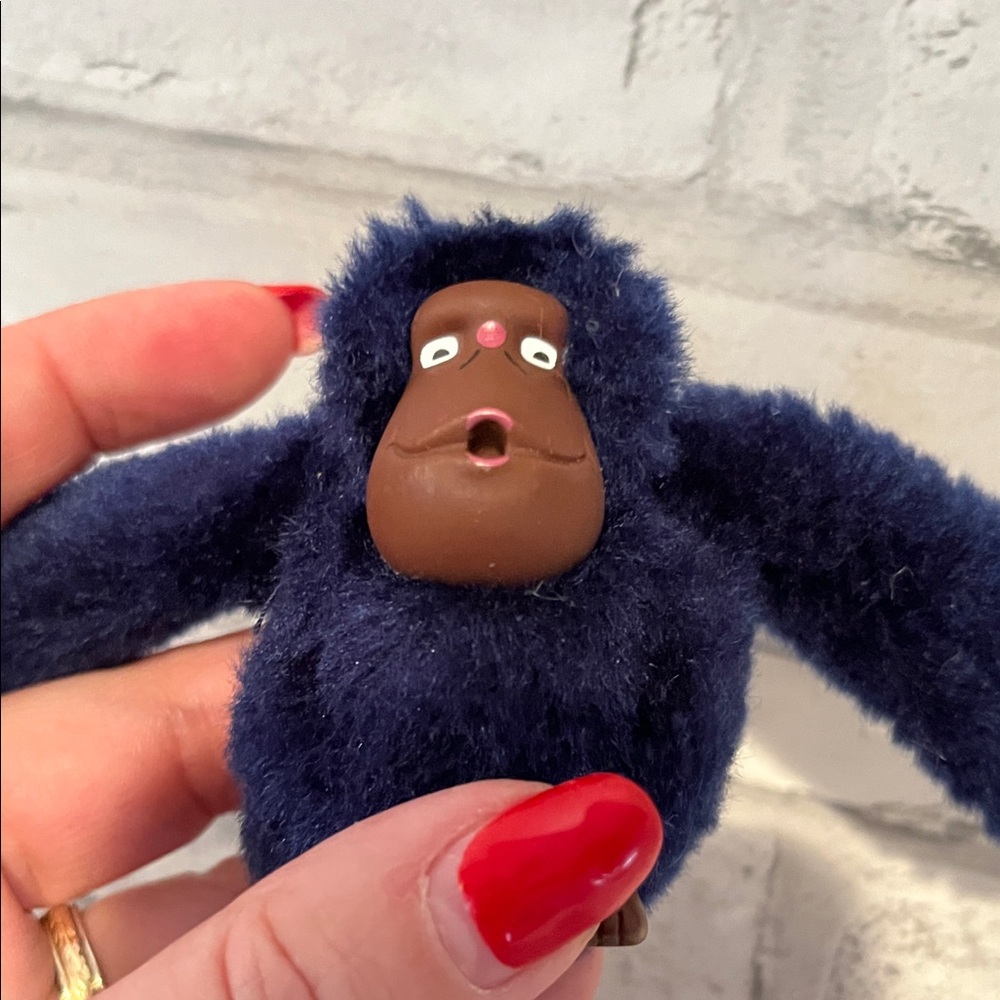 Kipling Plush blue Gorilla Keychain Toy came with purse charm monkey - Picture 3 of 6
